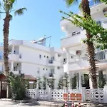 Otel Movie Life Roe 3*