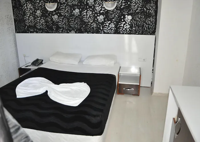 Hotel Movie Life Roe
