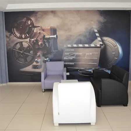 Movie Life Roe Ξενοδοχείο 3*