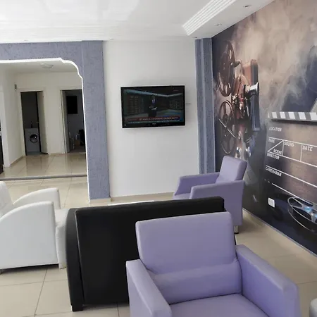 Movie Life Roe Hotell 3*