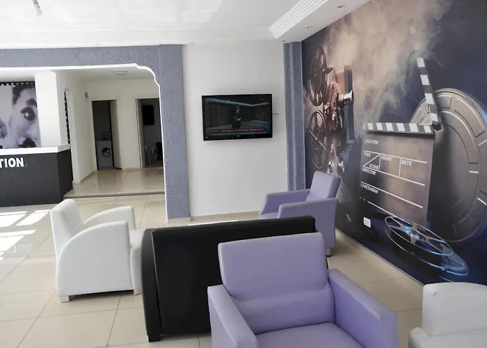 Movie Life Roe Hotel 3*